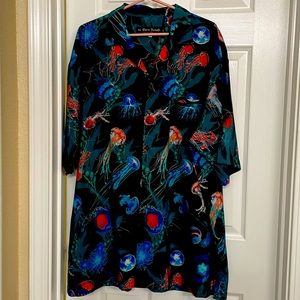 Mens XXL jellyfish print shirt.